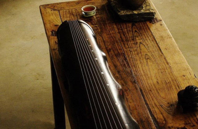 金昌市古琴蕴含的传统文化，一把古琴制备出来要两年的时间